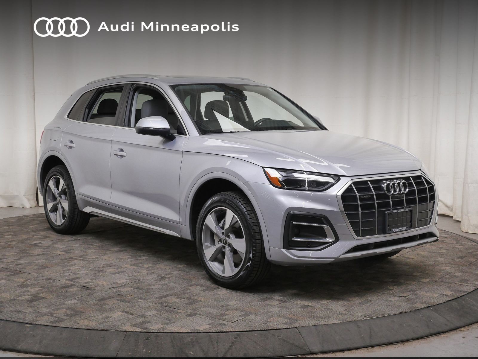 Thumbnail: 2023 Audi Q5 - 10