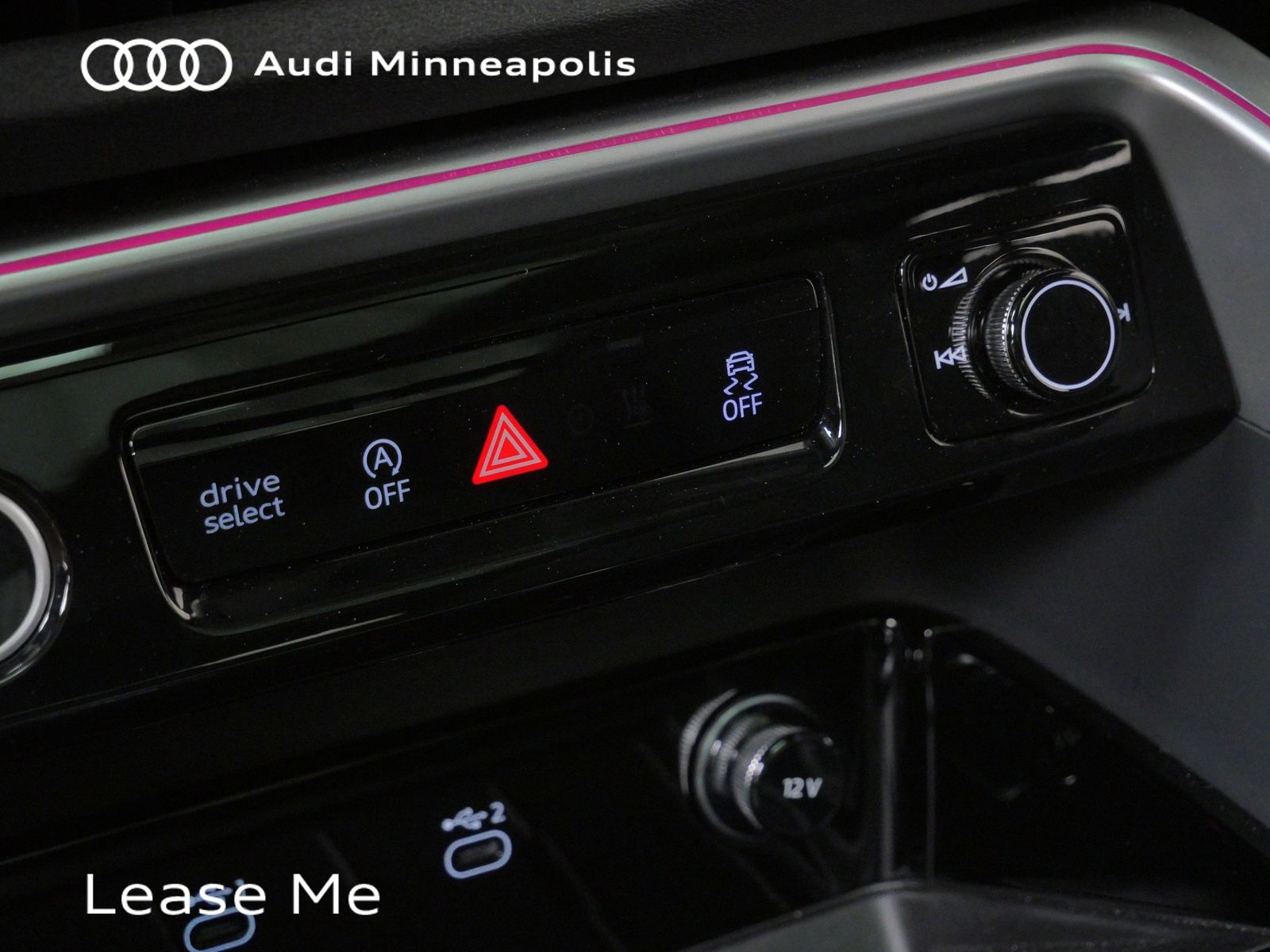 Thumbnail: 2025 Audi Q5 - 30