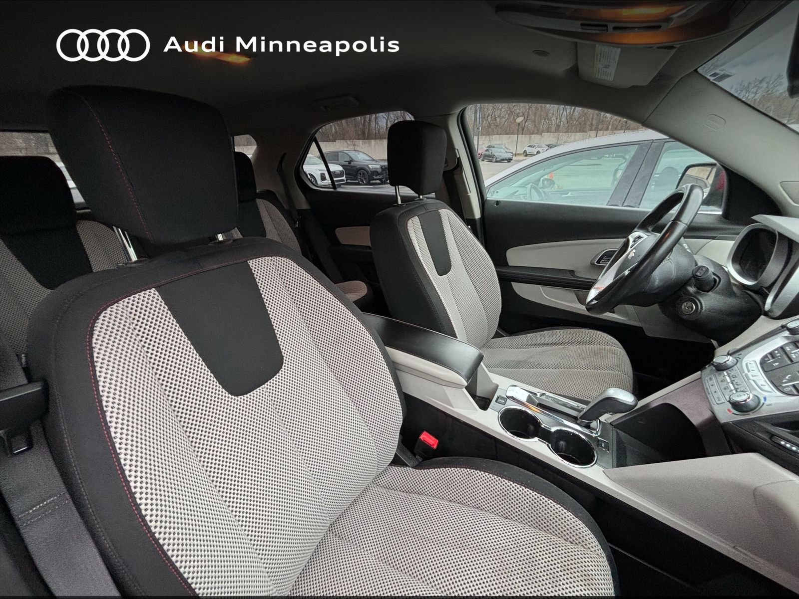 Thumbnail: 2011 Chevrolet Equinox - 16