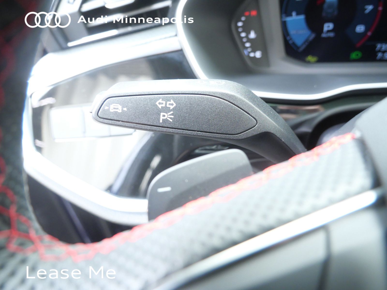 Thumbnail: 2025 Audi Q3 - 32