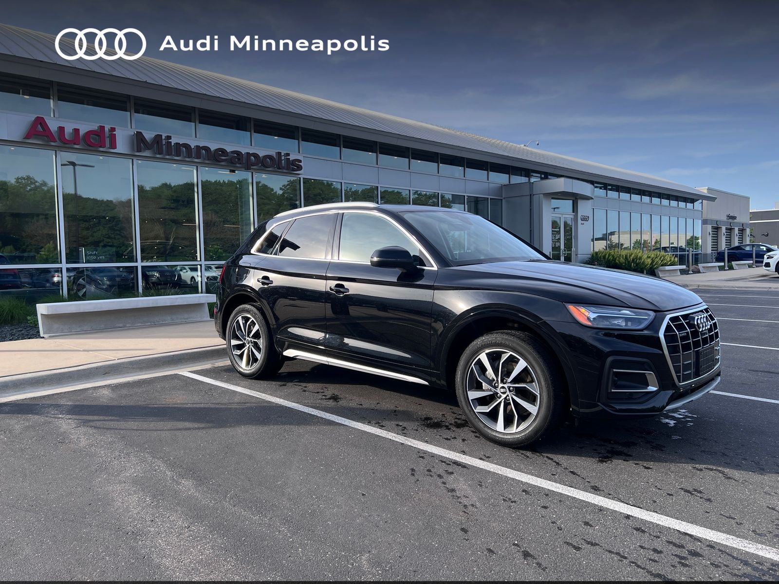 Thumbnail: 2021 Audi Q5 - 1
