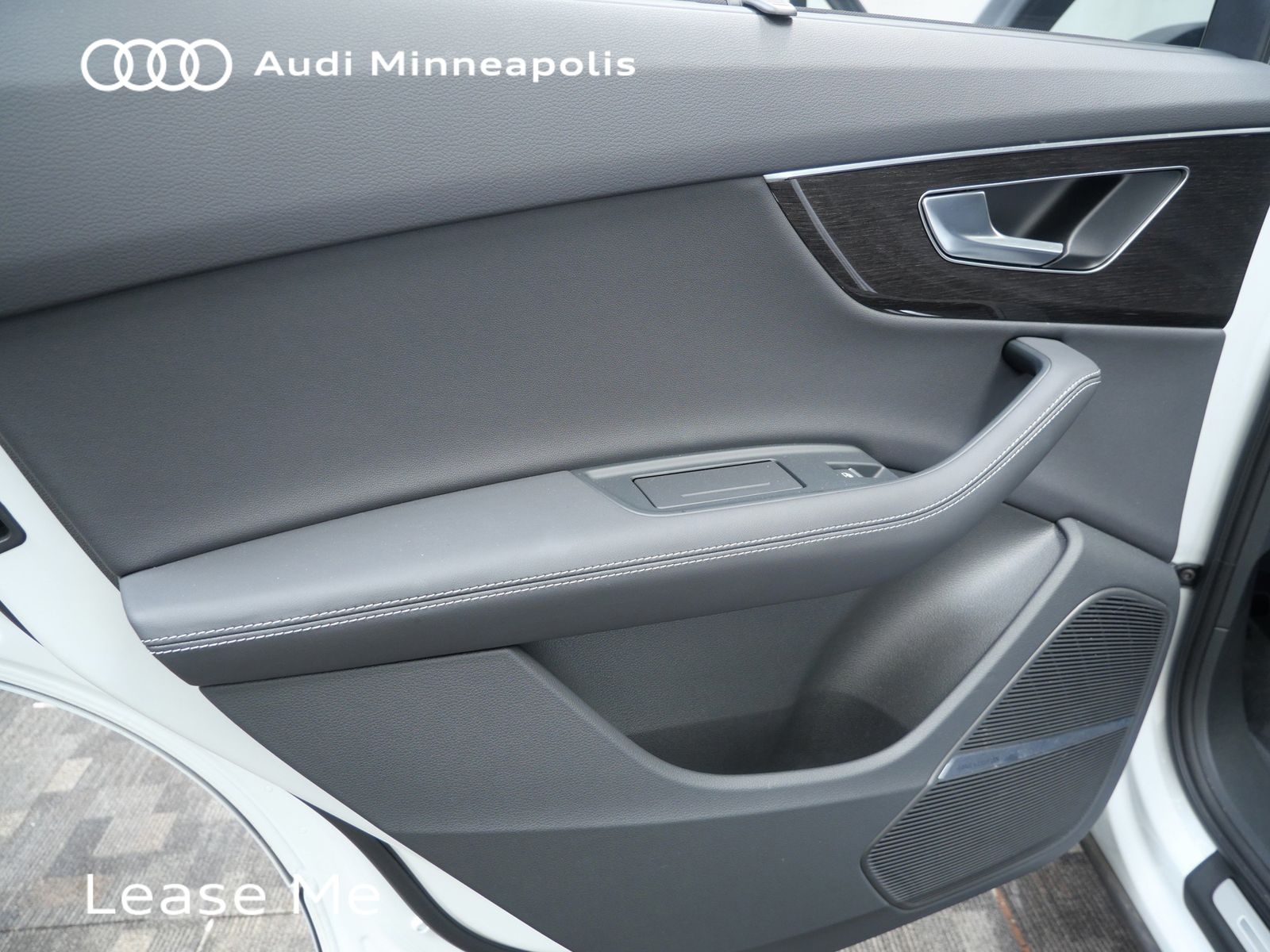 Thumbnail: 2026 Audi Q7 - 13