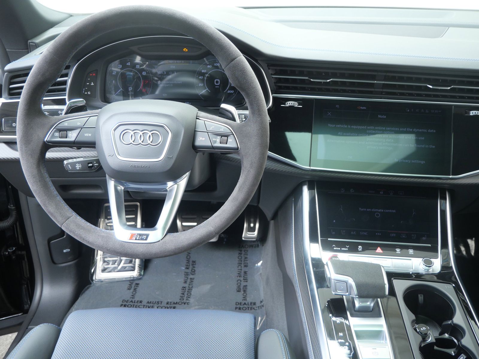 Thumbnail: 2026 Audi RS Q8 - 15