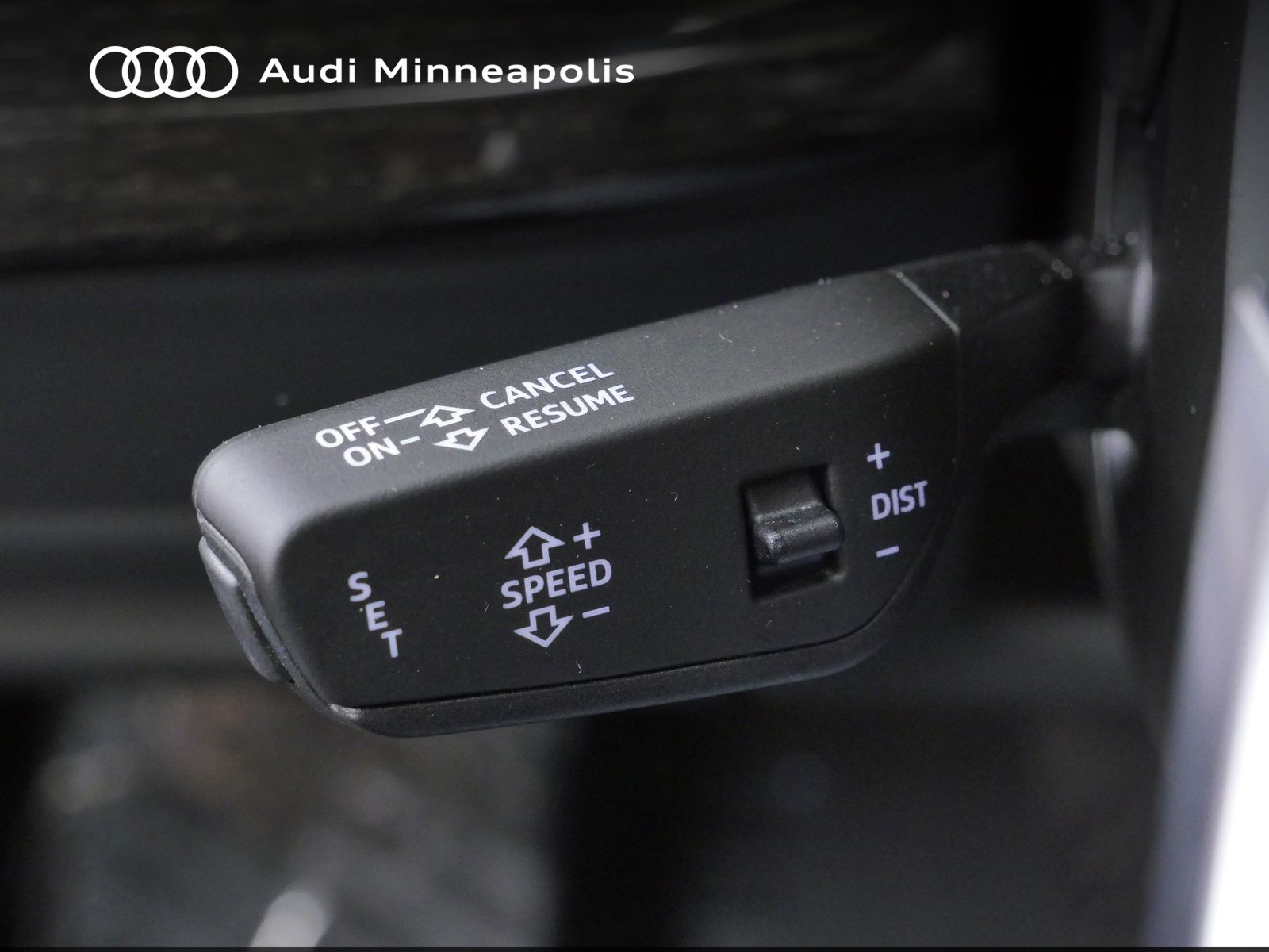Thumbnail: 2023 Audi Q7 - 25