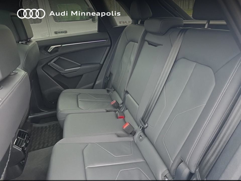 Thumbnail: 2023 Audi Q3 - 16