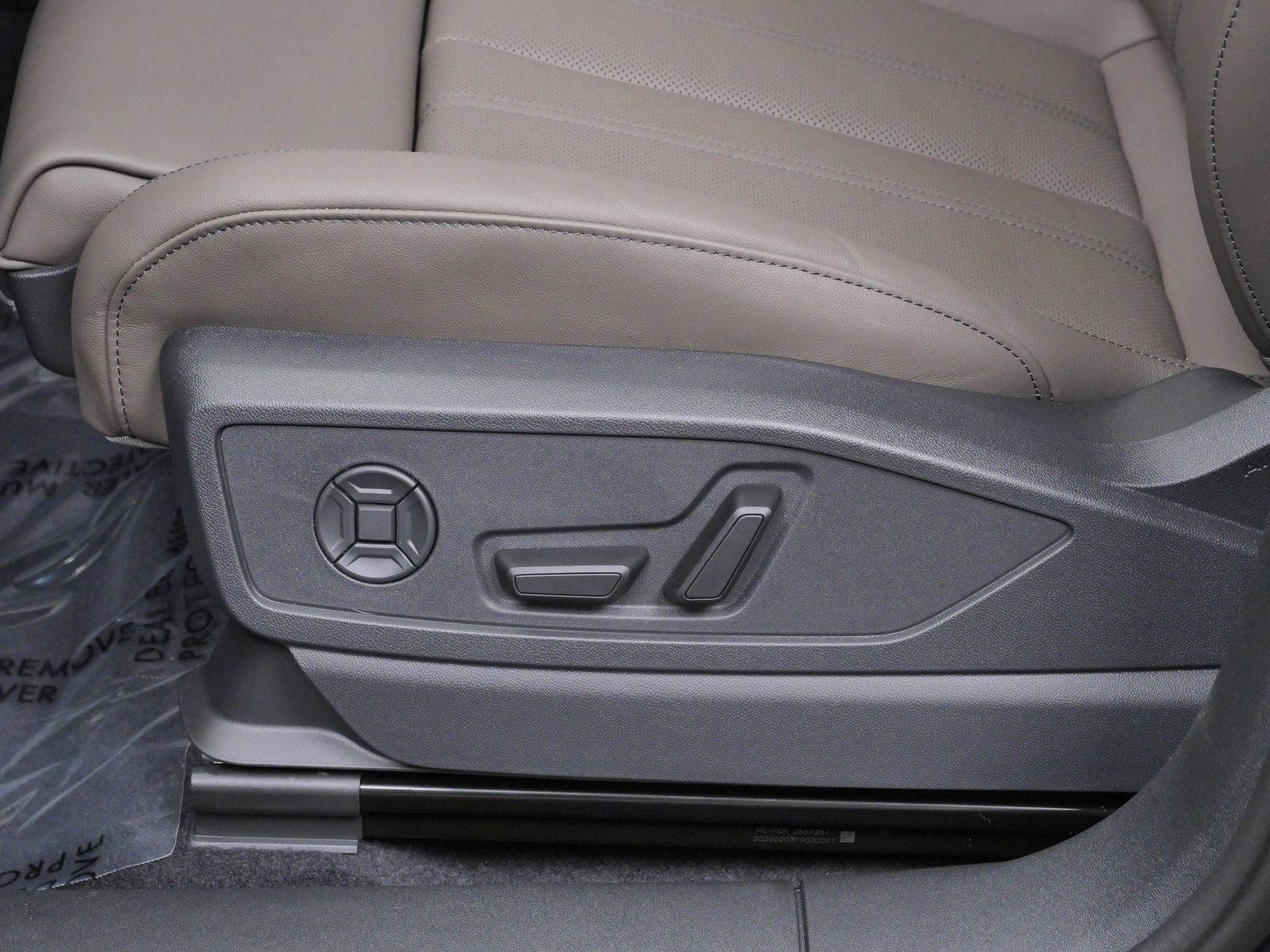 Thumbnail: 2026 Audi Q5 - 11
