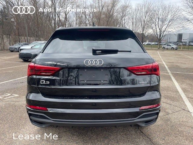 Thumbnail: 2025 Audi Q3 - 9