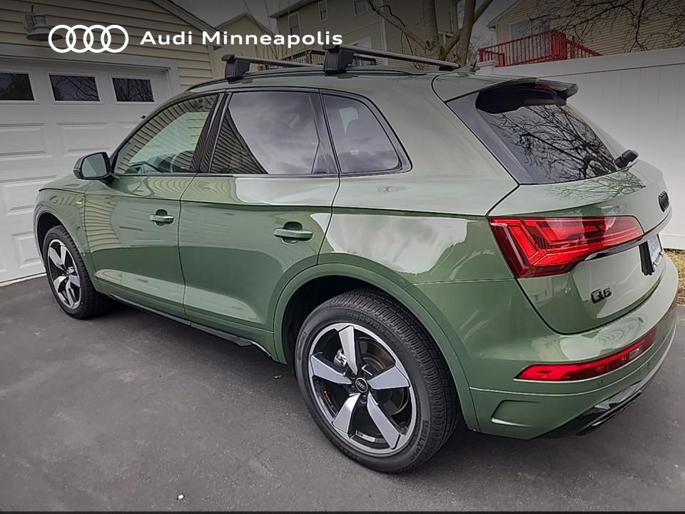 Thumbnail: 2023 Audi Q5 - 3