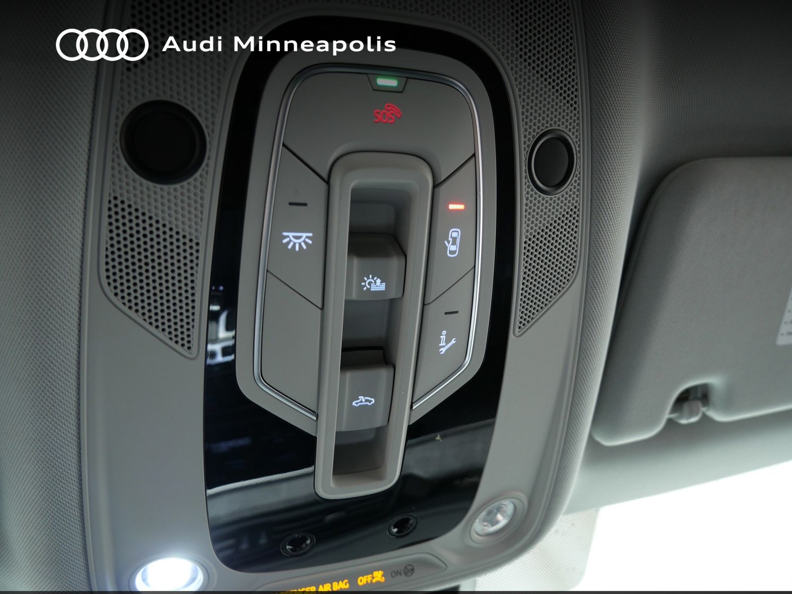 Thumbnail: 2024 Audi Q8 e-tron - 28