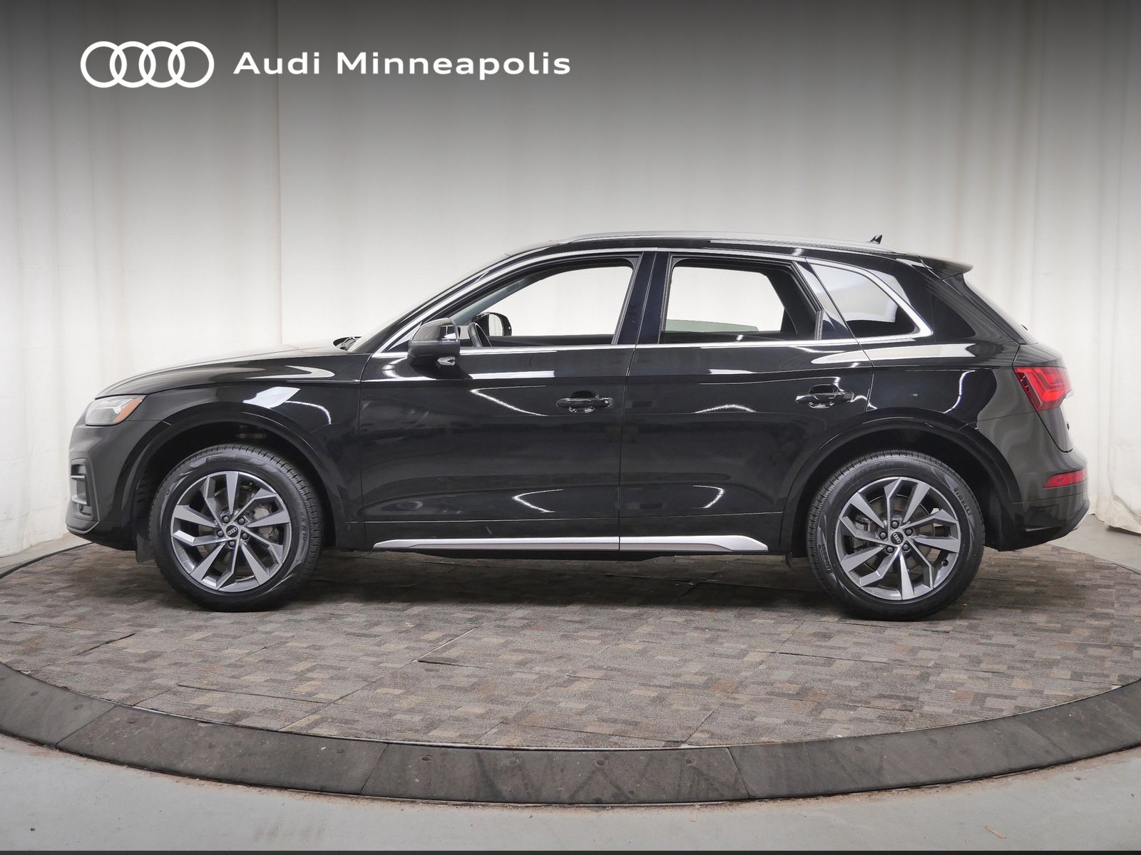 Thumbnail: 2021 Audi Q5 - 2