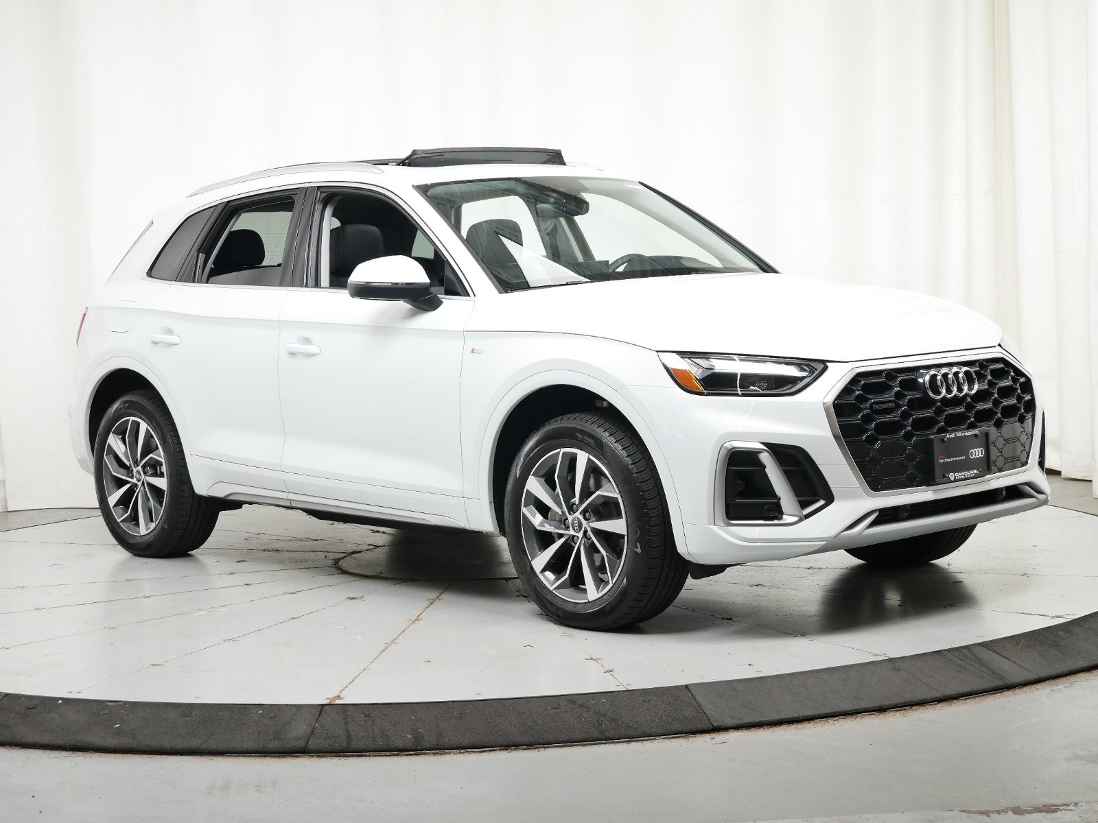 2024 Audi Q5 e Premium 8