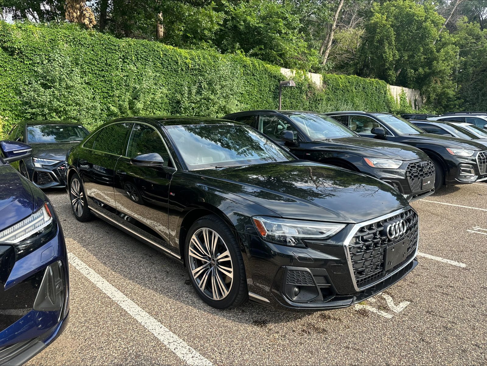 Thumbnail: 2022 Audi A8 - 3