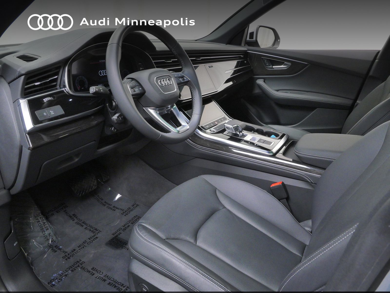 Thumbnail: 2023 Audi Q8 - 2