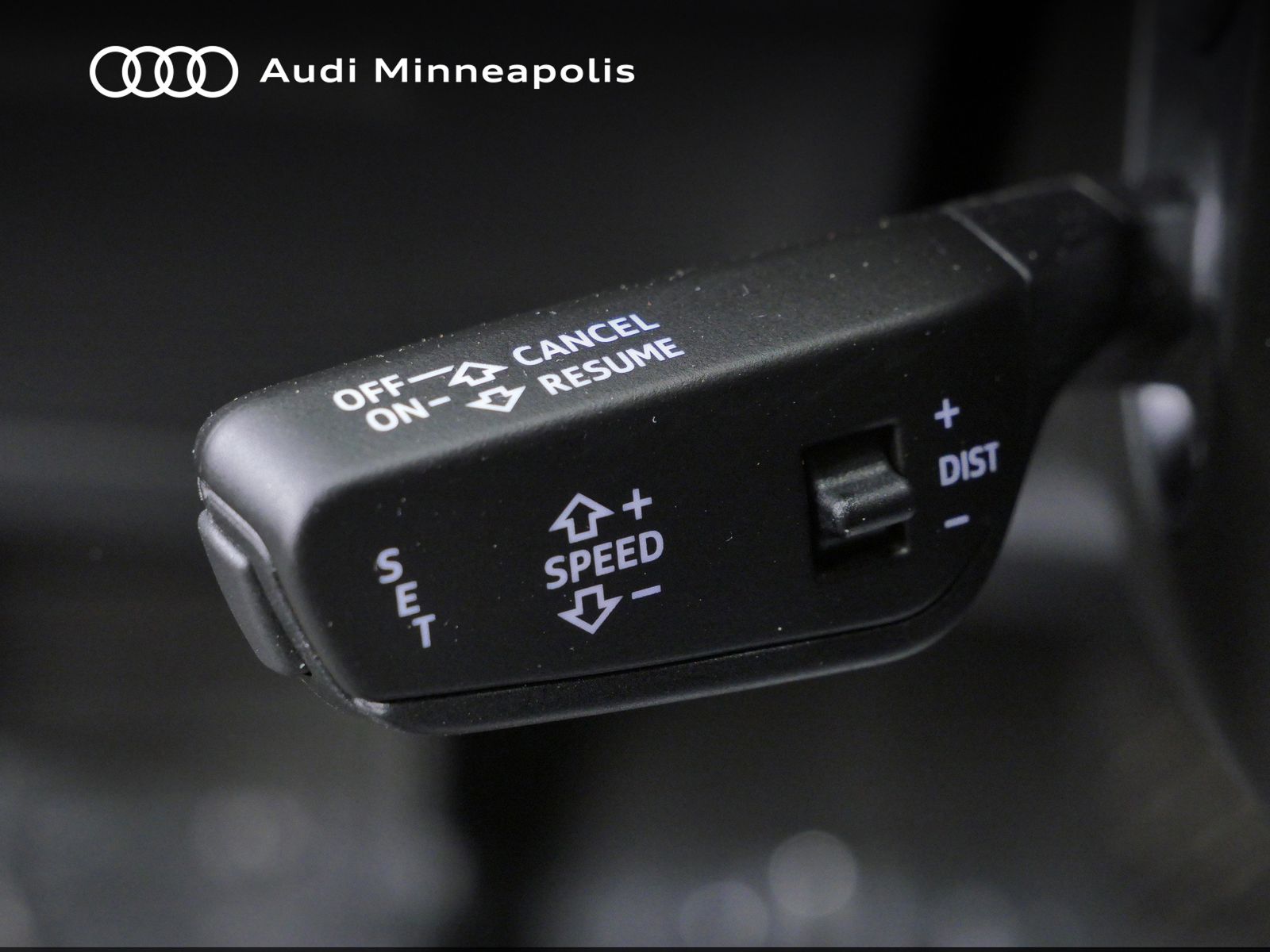 Thumbnail: 2024 Audi Q8 e-tron - 26