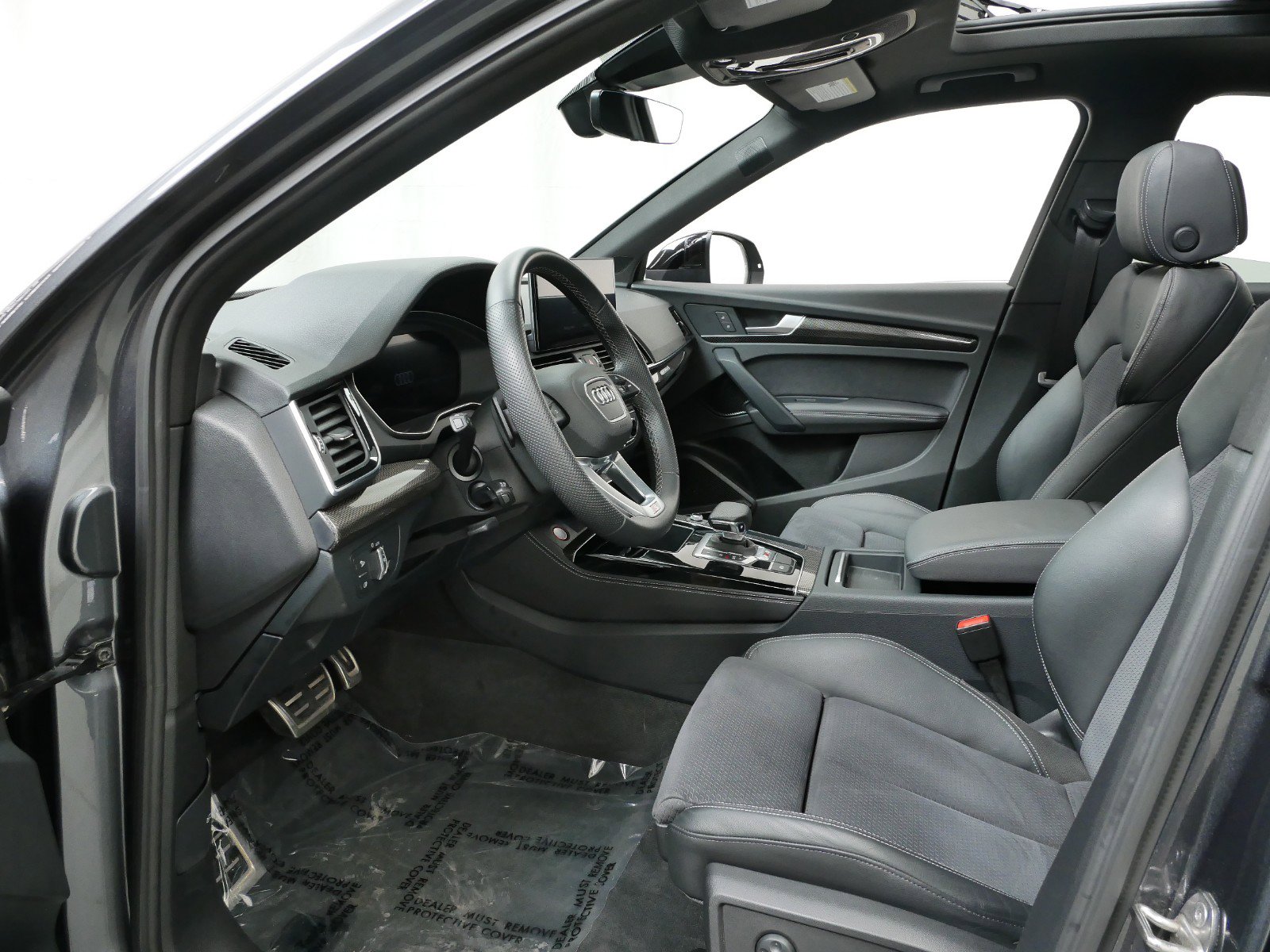 Certified 2022 Audi SQ5 Sportback Premium Plus with VIN WA124AFY3N2133924 for sale in Minneapolis, Minnesota