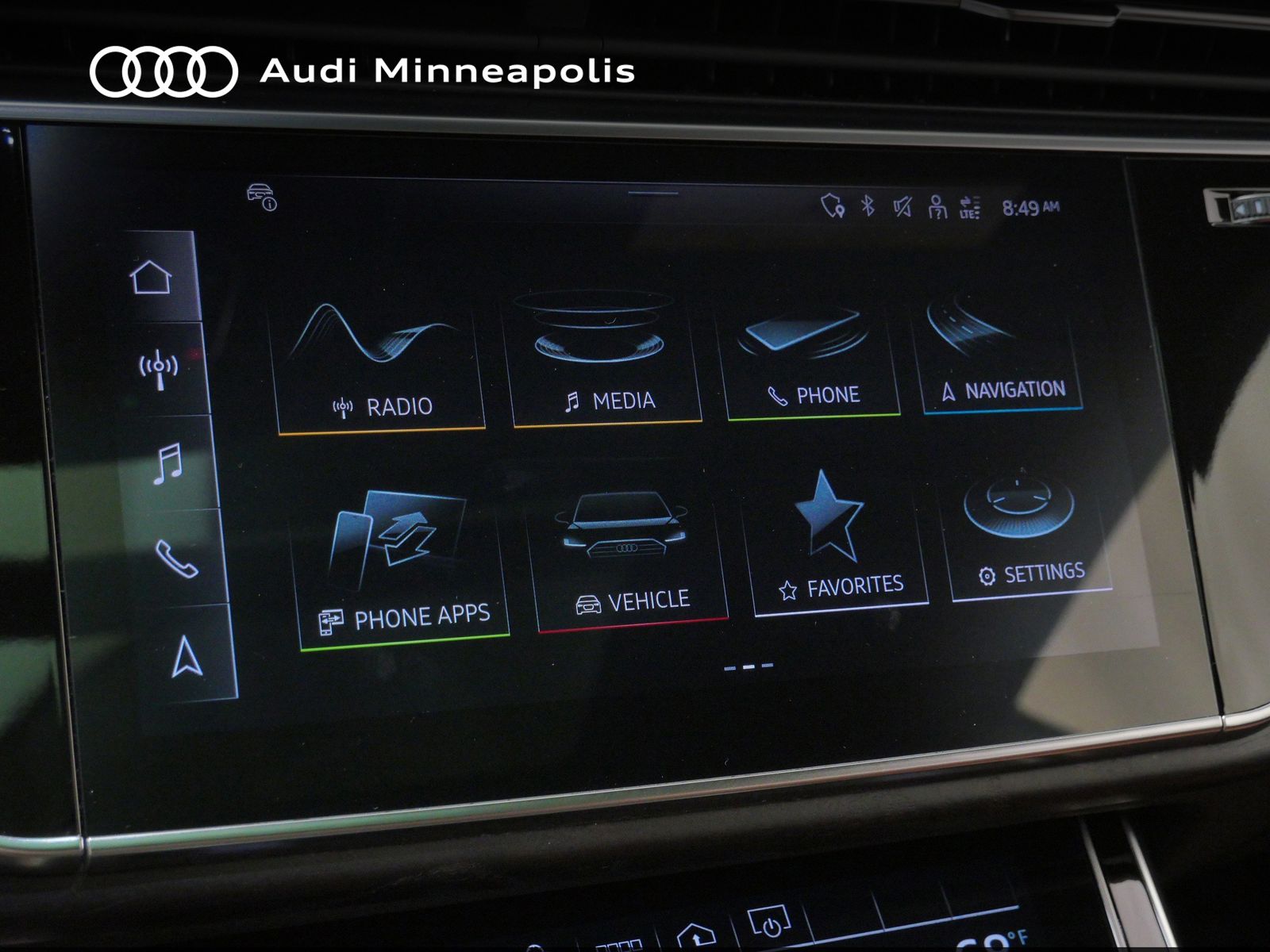 Thumbnail: 2023 Audi Q8 - 26