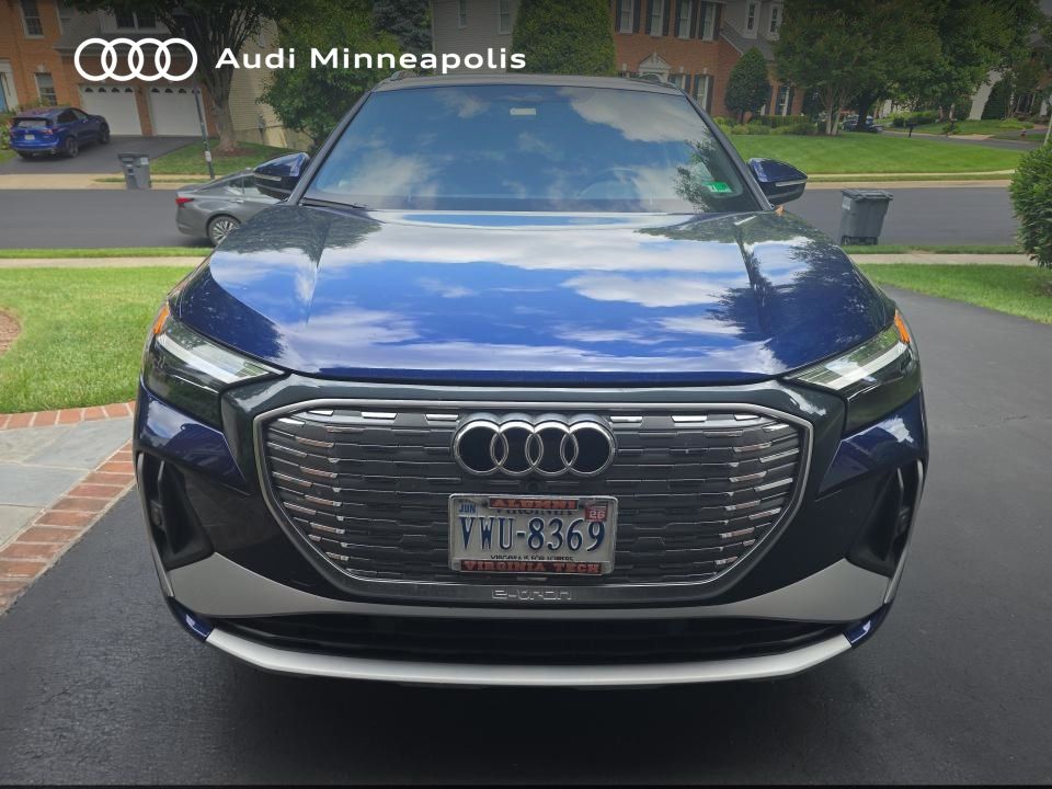 Thumbnail: 2023 Audi Q4 e-tron - 7