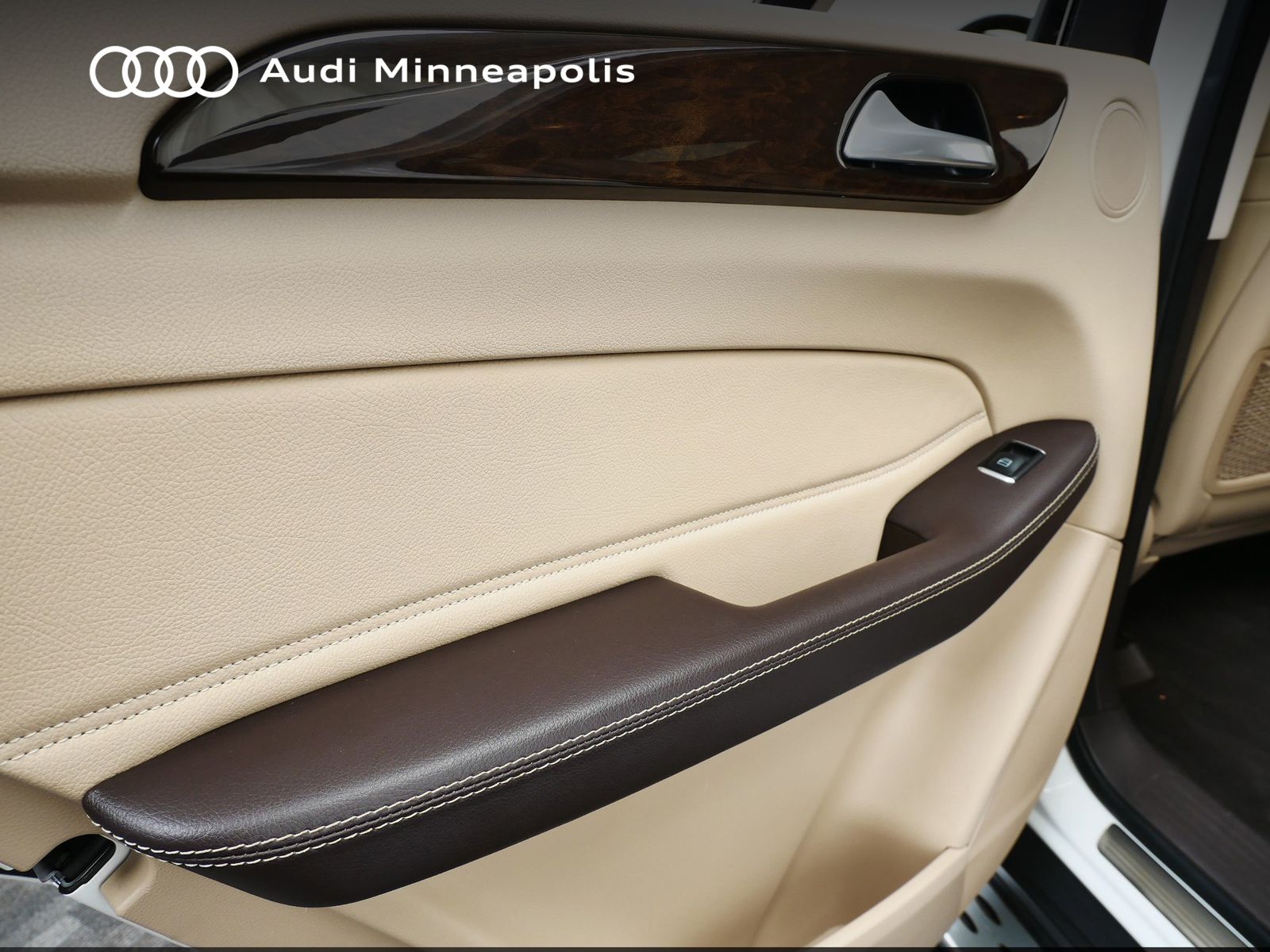 Thumbnail: 2016 Mercedes-Benz GLE - 15