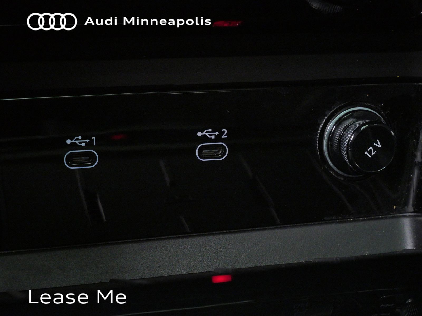 Thumbnail: 2025 Audi Q5 - 30