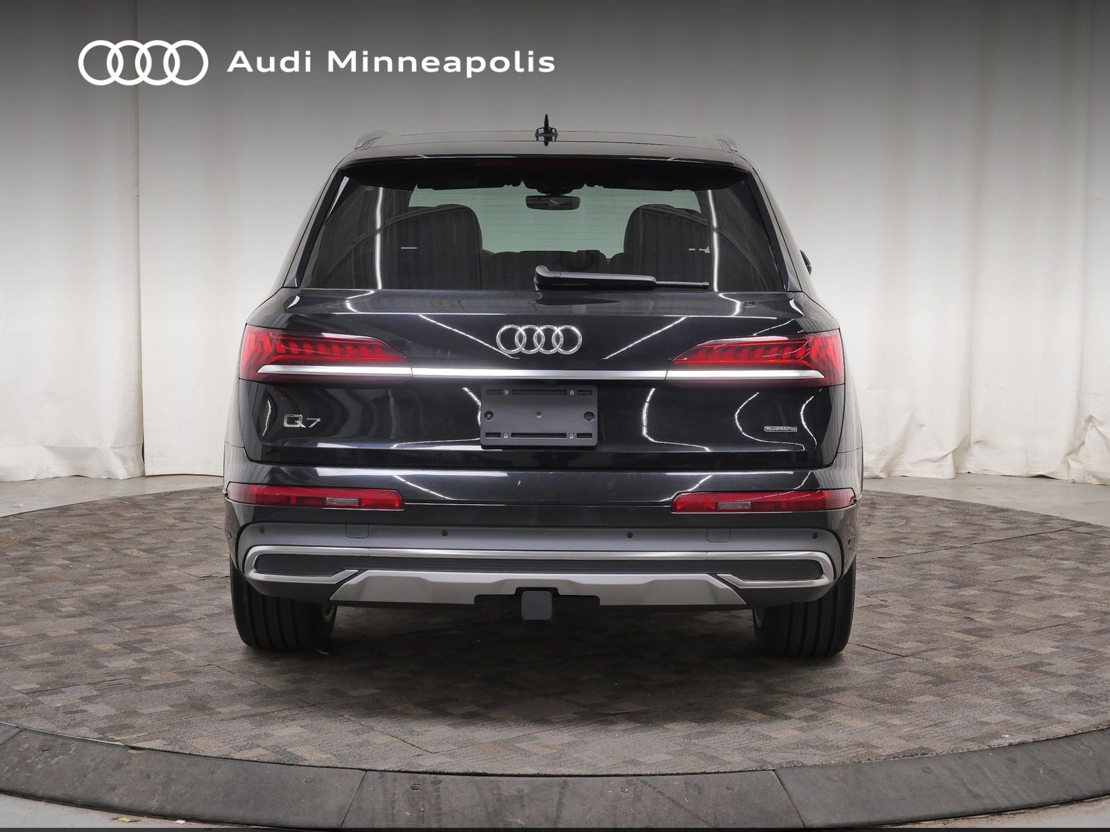 Thumbnail: 2023 Audi Q7 - 7