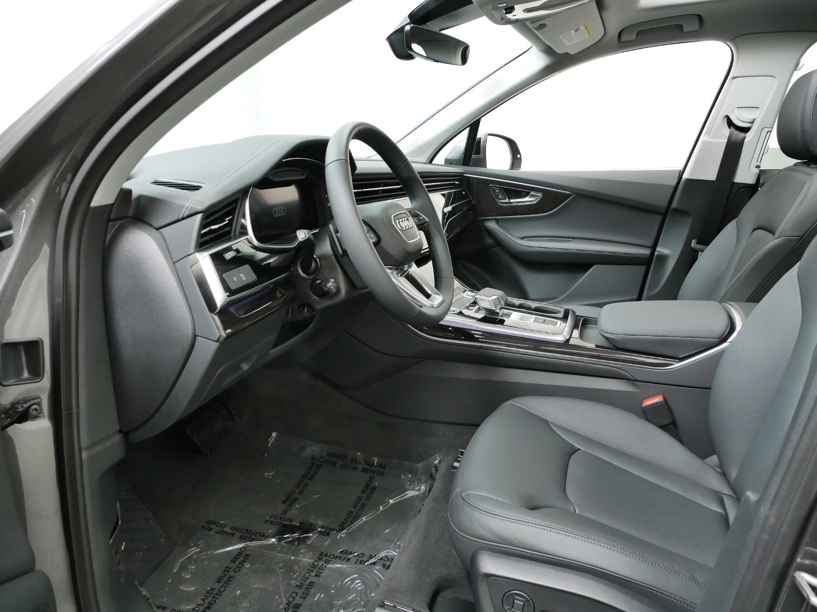 Used 2024 Audi Q7 Premium Plus with VIN WA1LCBF73RD005679 for sale in Minneapolis, Minnesota