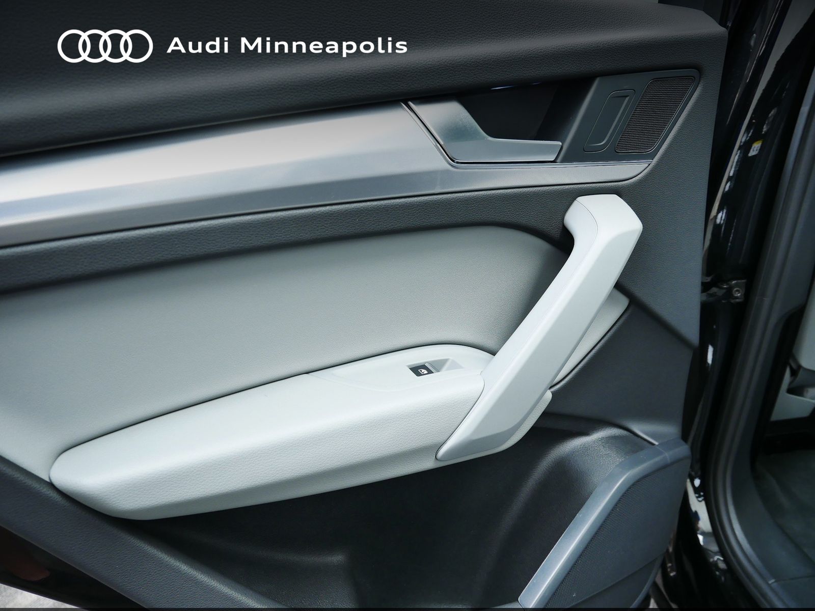 Thumbnail: 2024 Audi Q5 - 15