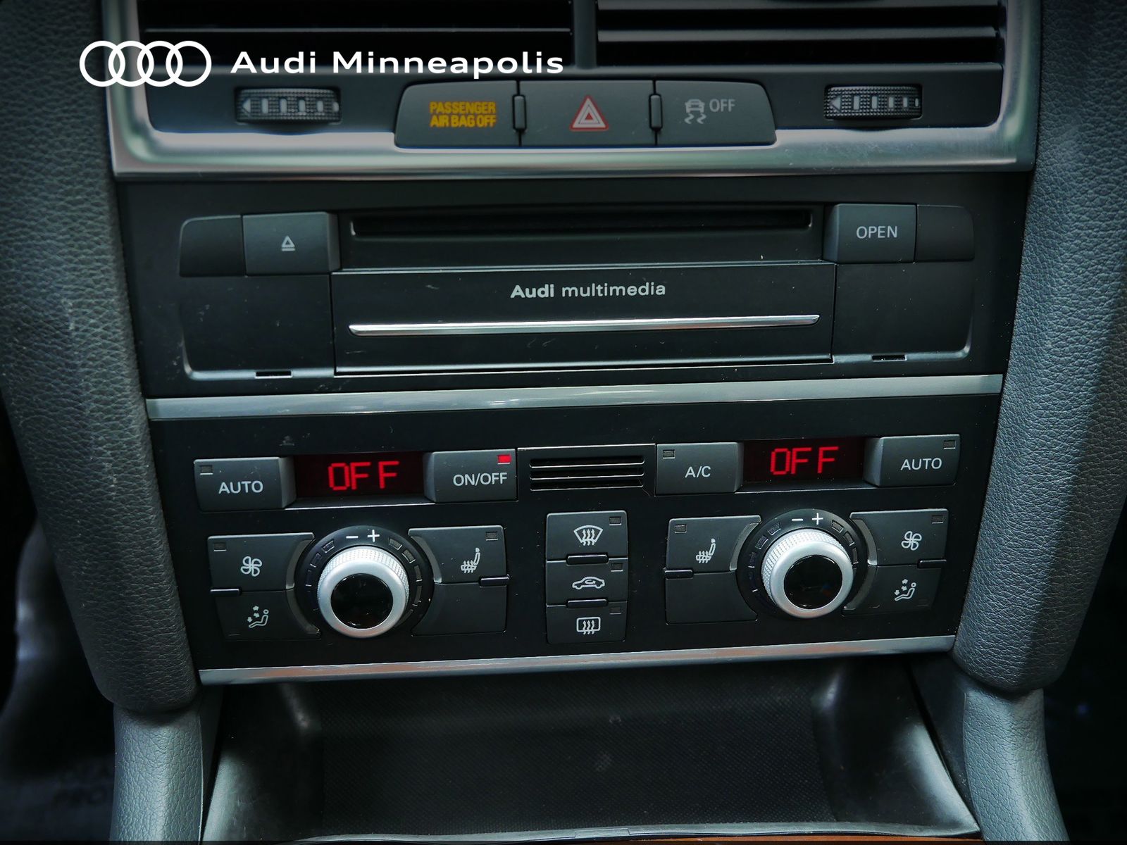 Thumbnail: 2014 Audi Q7 - 31