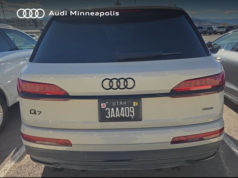 Thumbnail: 2023 Audi Q7 - 12