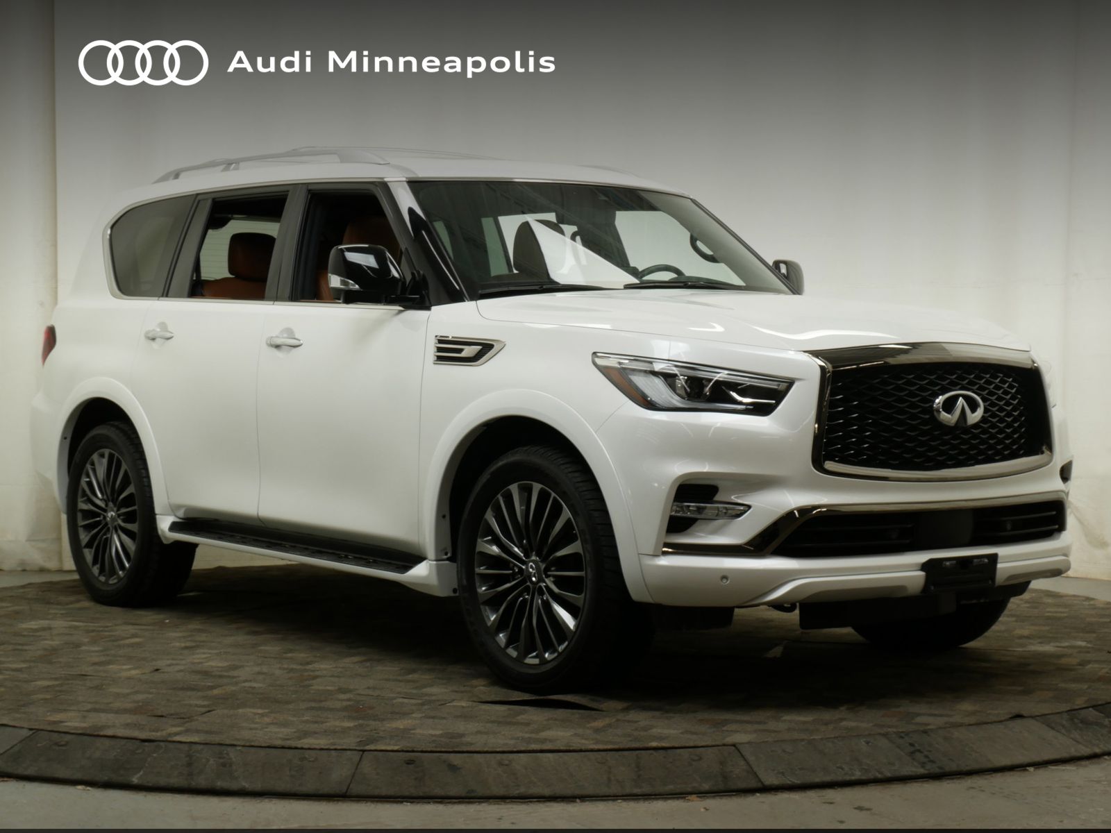 Thumbnail: 2024 INFINITI QX80 - 10
