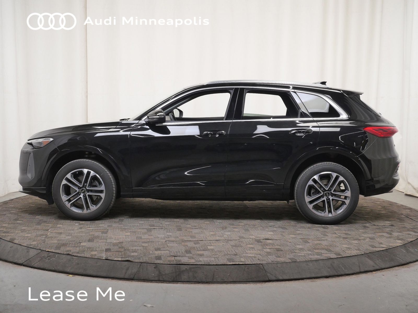 Thumbnail: 2025 Audi Q5 - 3