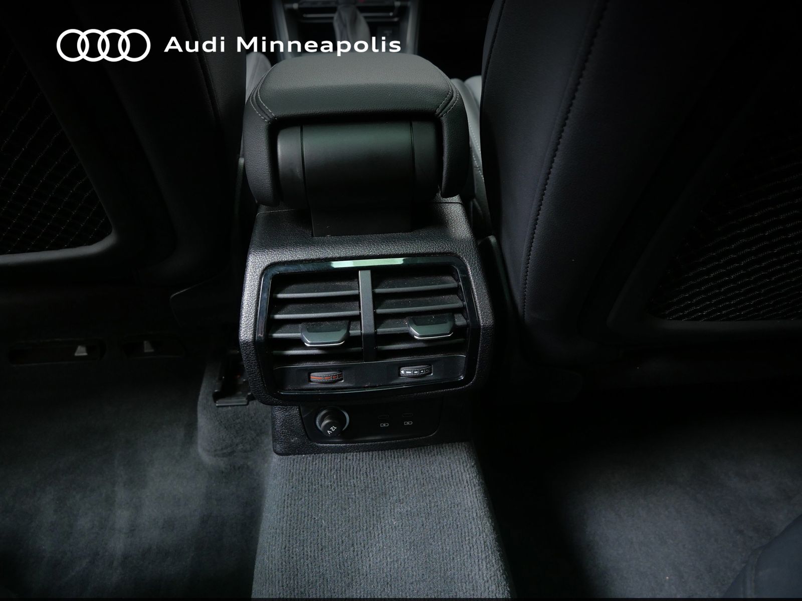 Thumbnail: 2022 Audi Q3 - 16