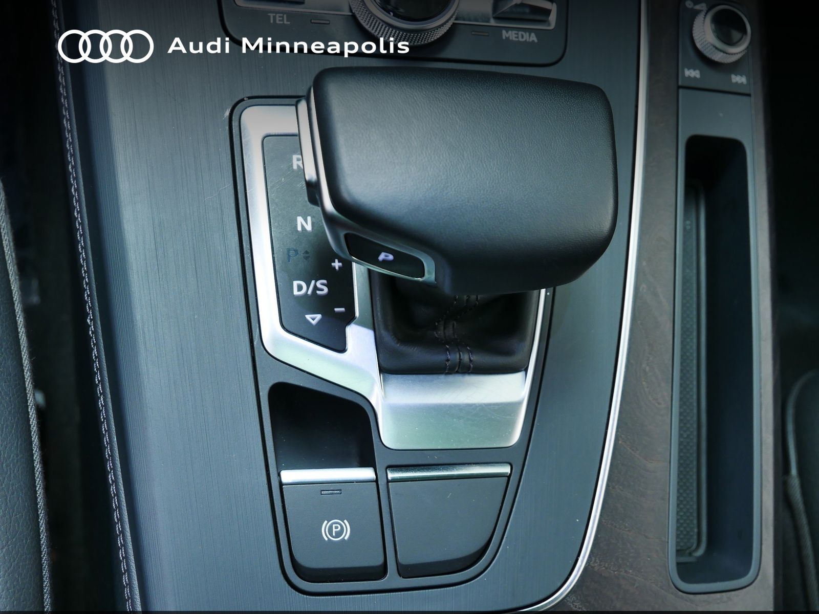 Thumbnail: 2019 Audi Q5 - 26