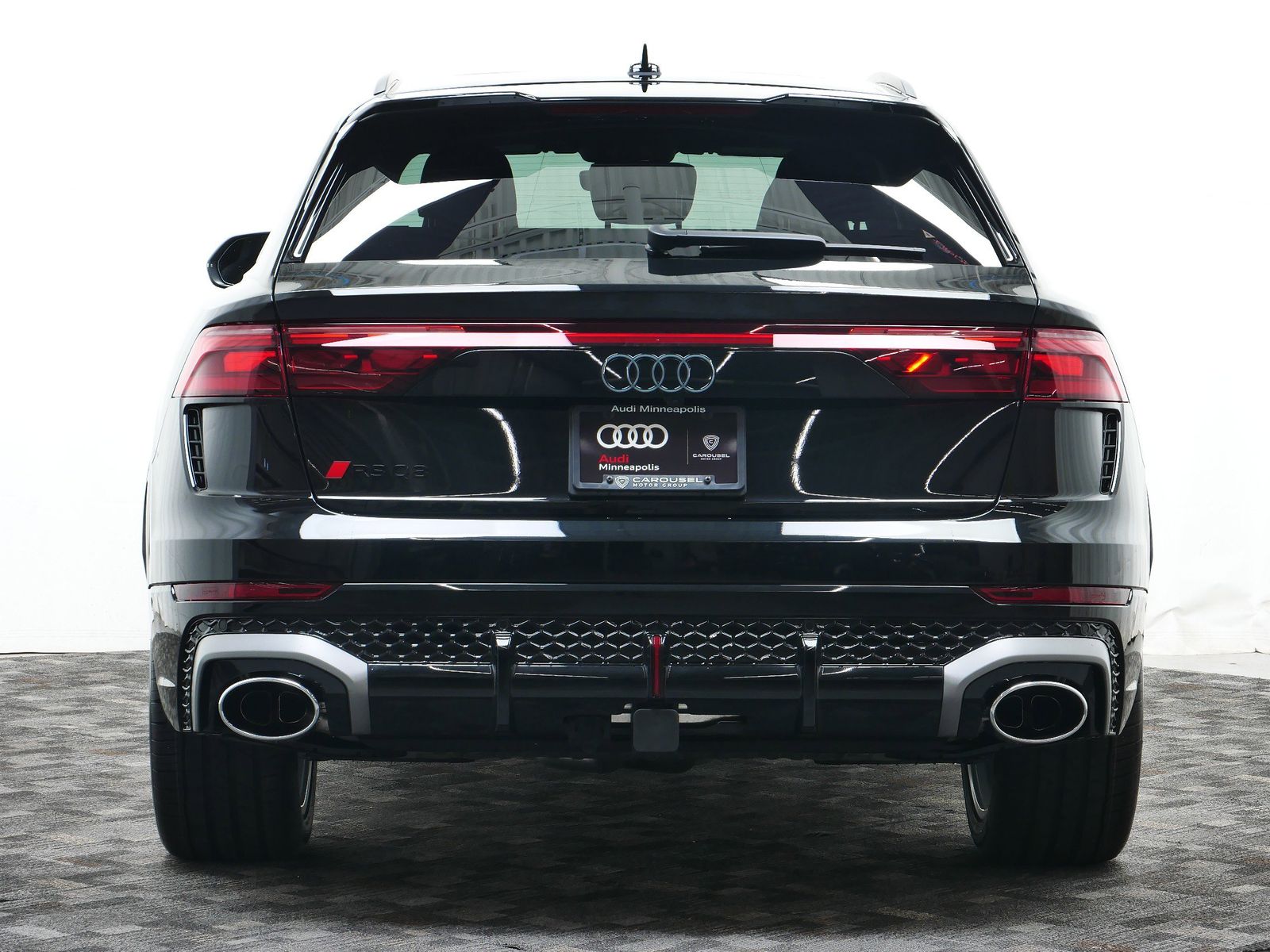 Thumbnail: 2025 Audi RS Q8 - 5
