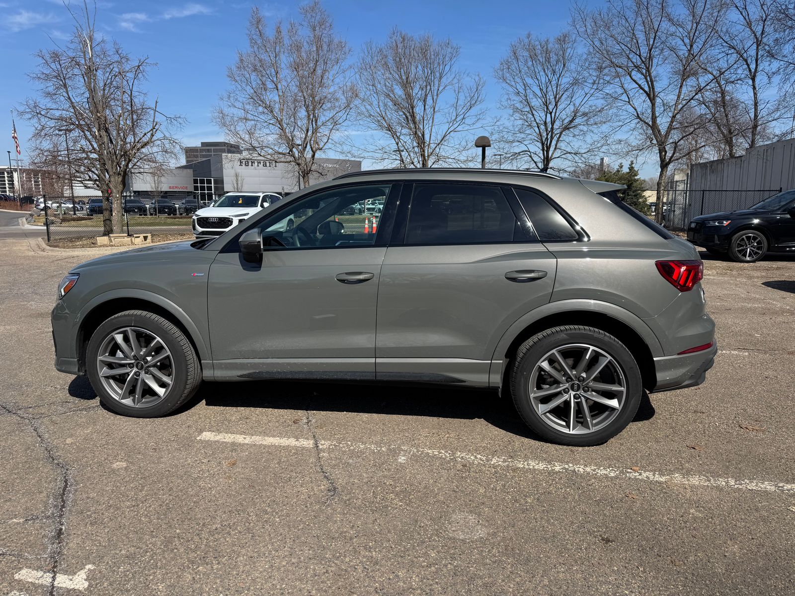 Thumbnail: 2025 Audi Q3 - 6