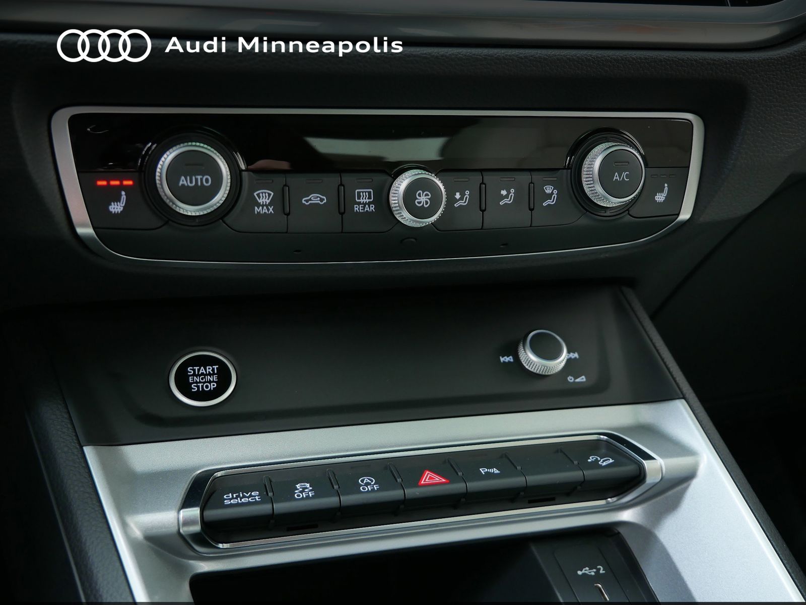 Thumbnail: 2022 Audi Q3 - 28