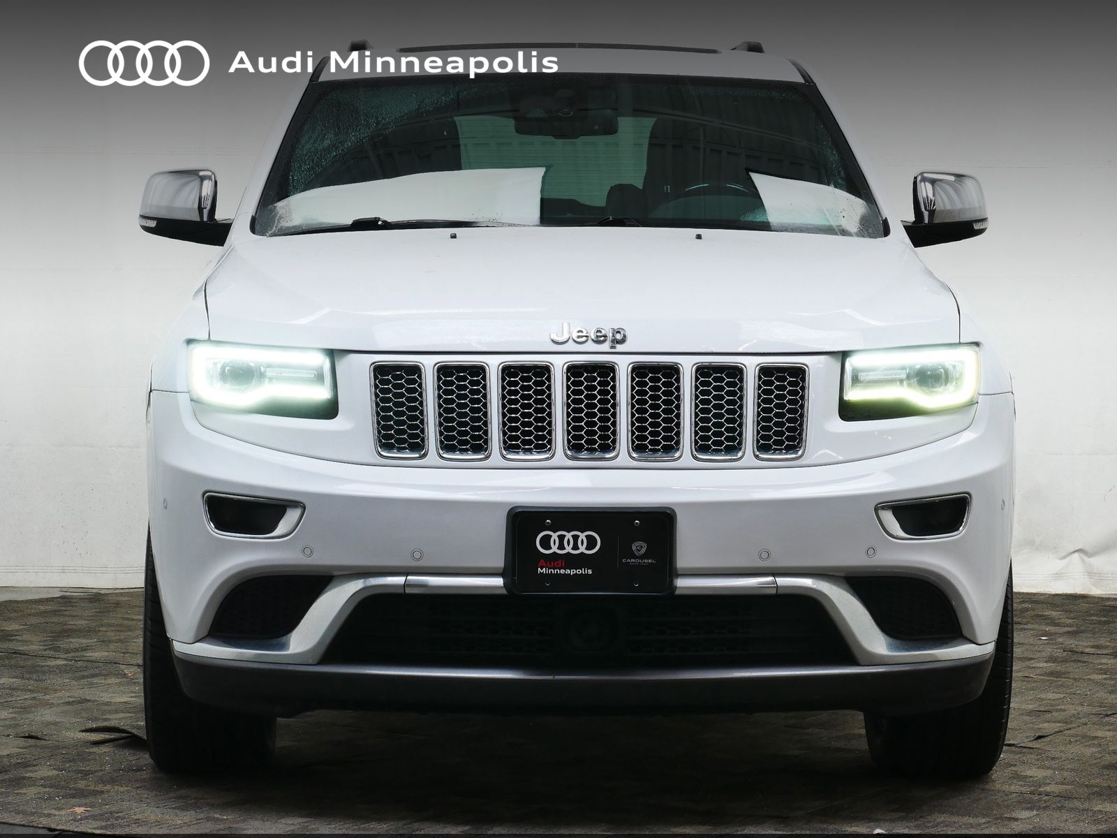 Thumbnail: 2016 Jeep Grand Cherokee - 10