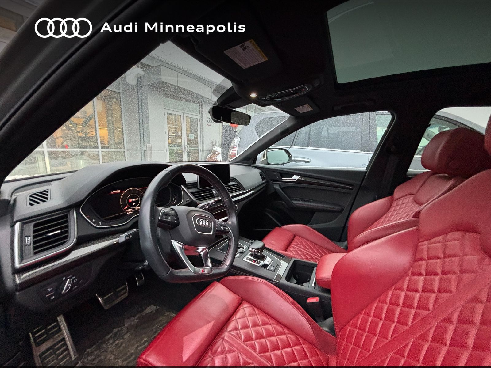 Thumbnail: 2019 Audi SQ5 - 13