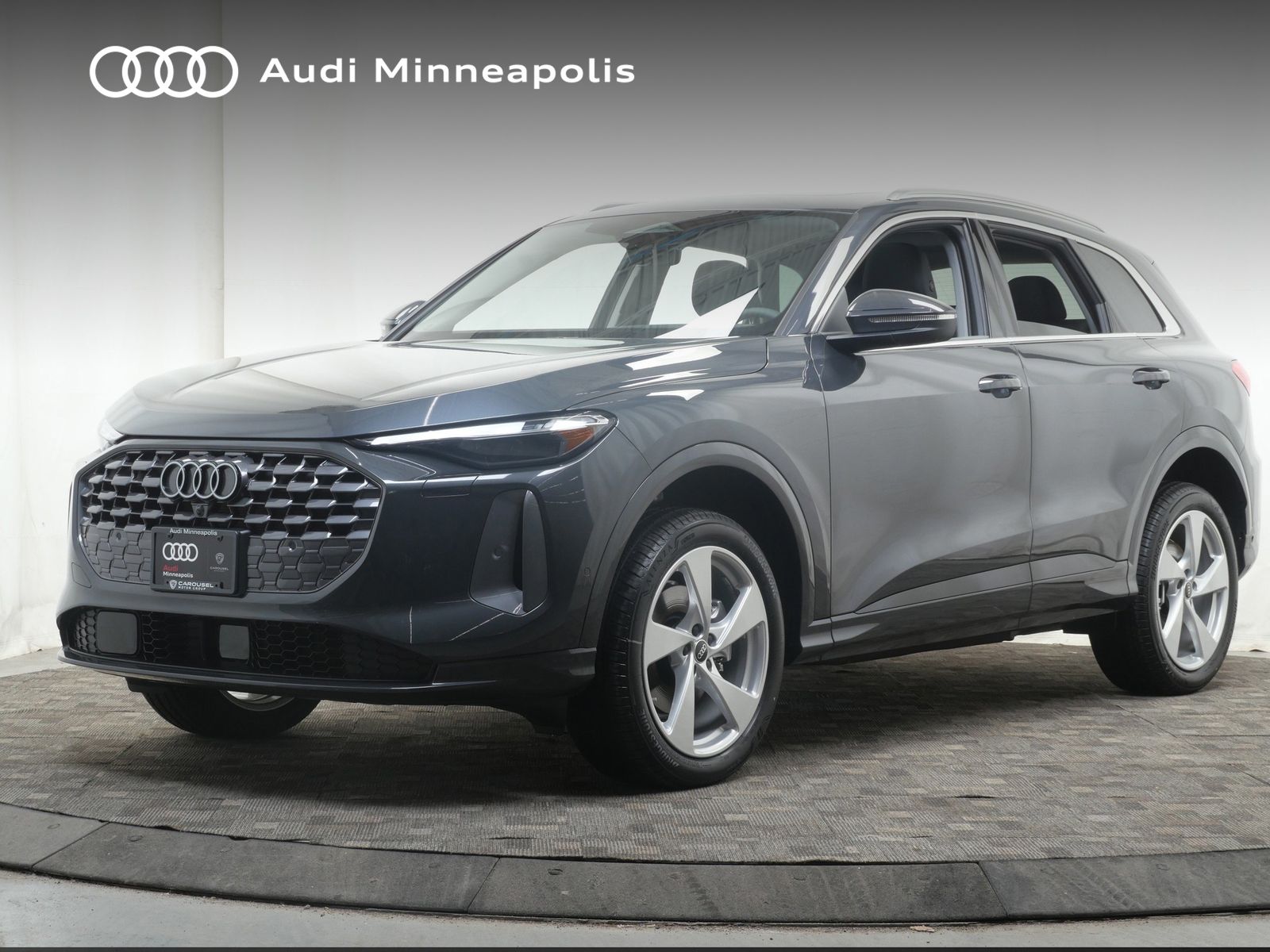 Thumbnail: 2025 Audi Q5 - 1