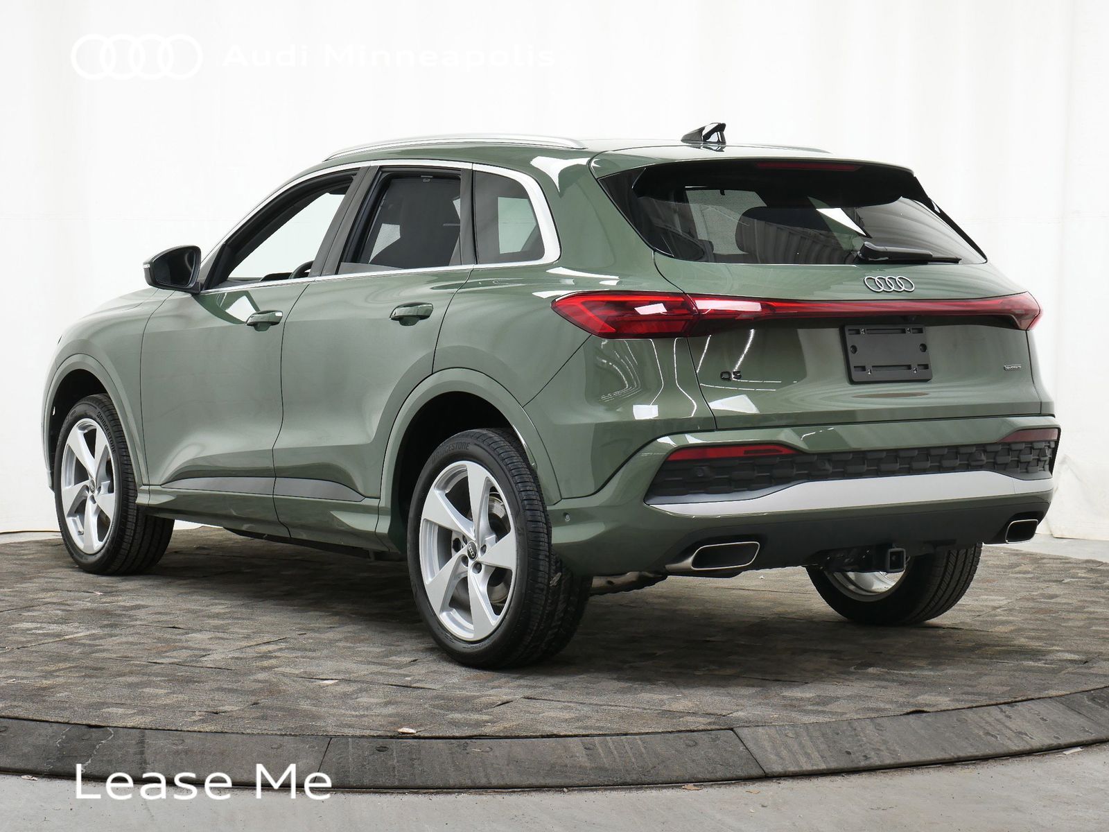 Thumbnail: 2025 Audi Q5 - 4