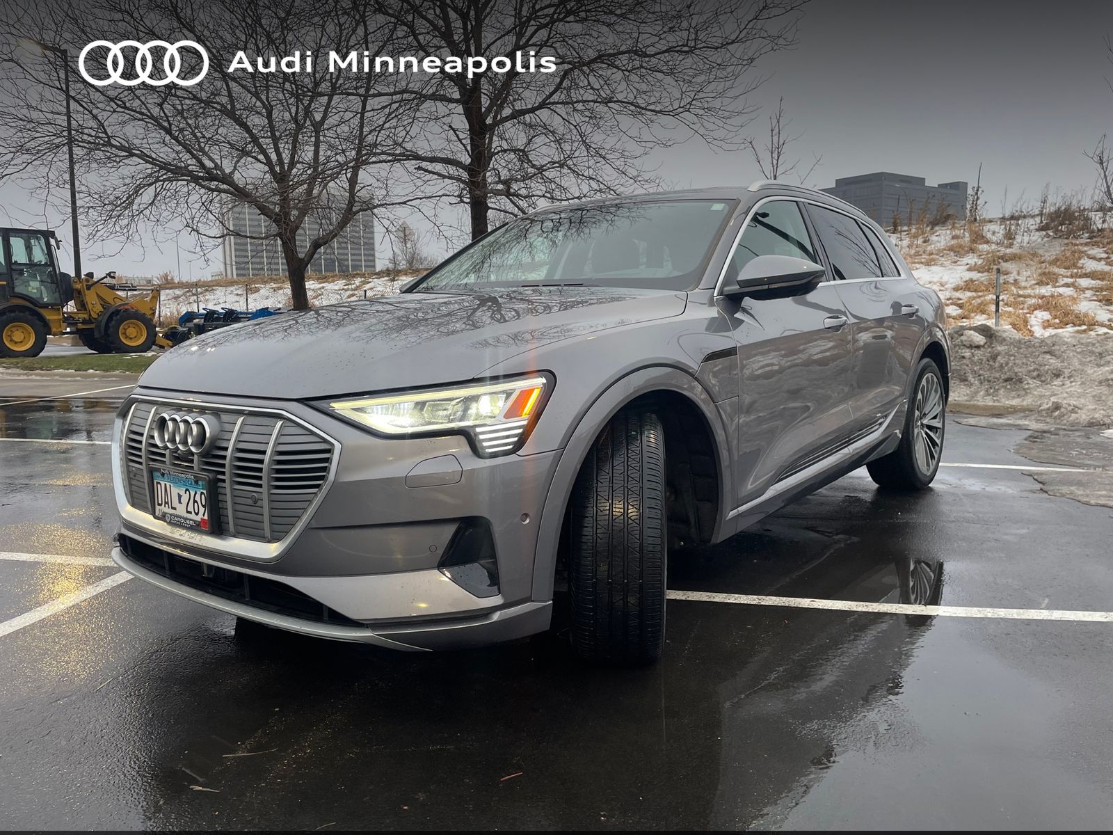 Thumbnail: 2019 Audi e-tron - 4