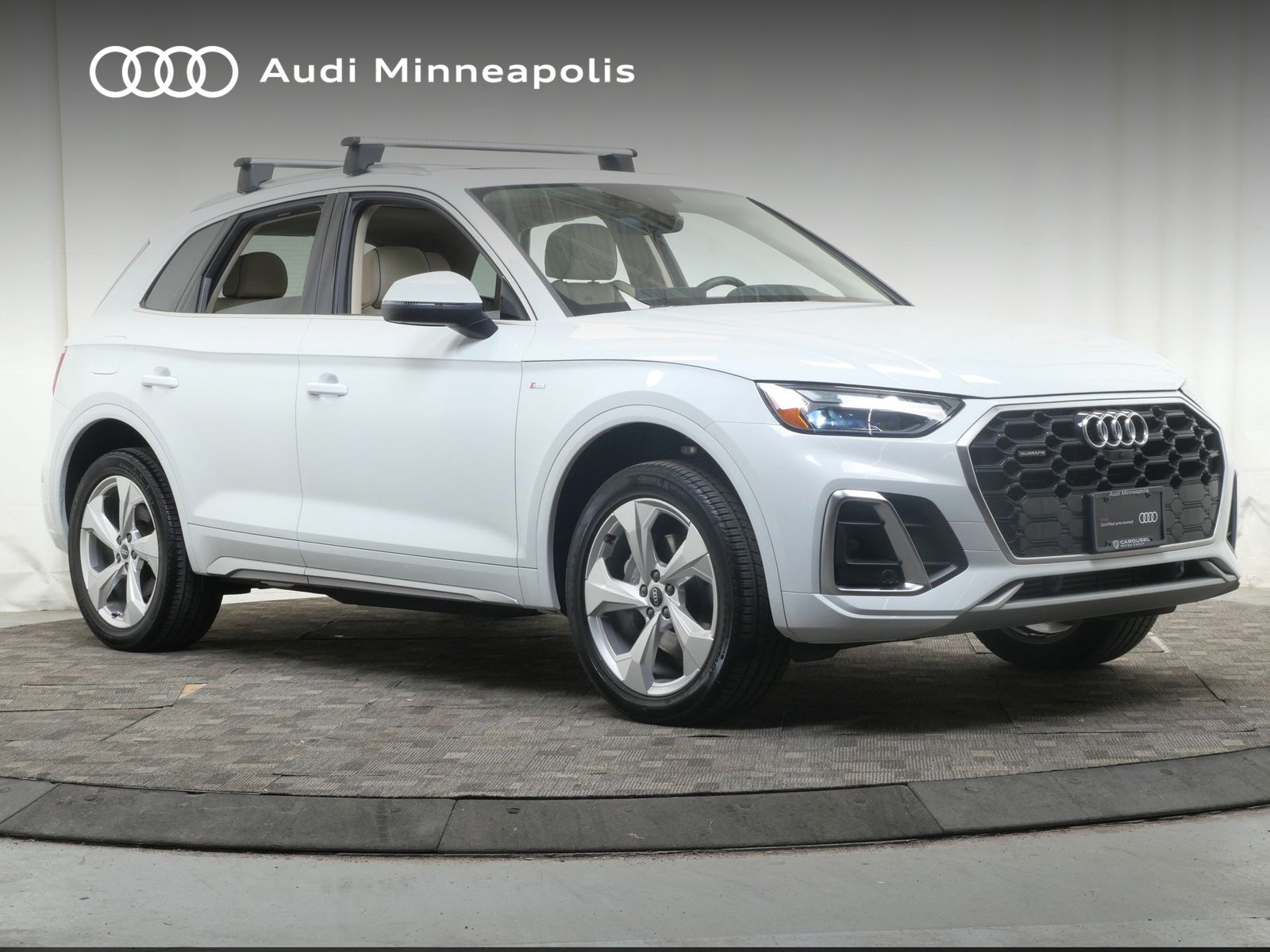 Thumbnail: 2023 Audi Q5 - 11