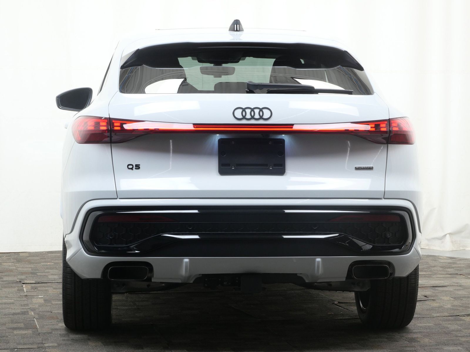 Thumbnail: 2026 Audi Q5 - 5