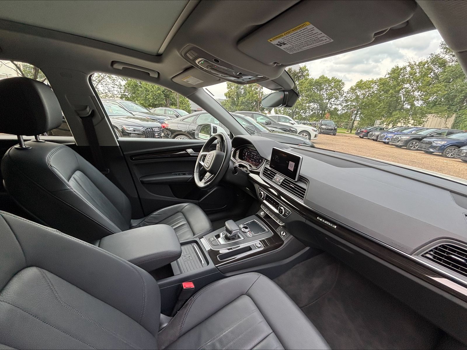 Thumbnail: 2019 Audi Q5 - 8