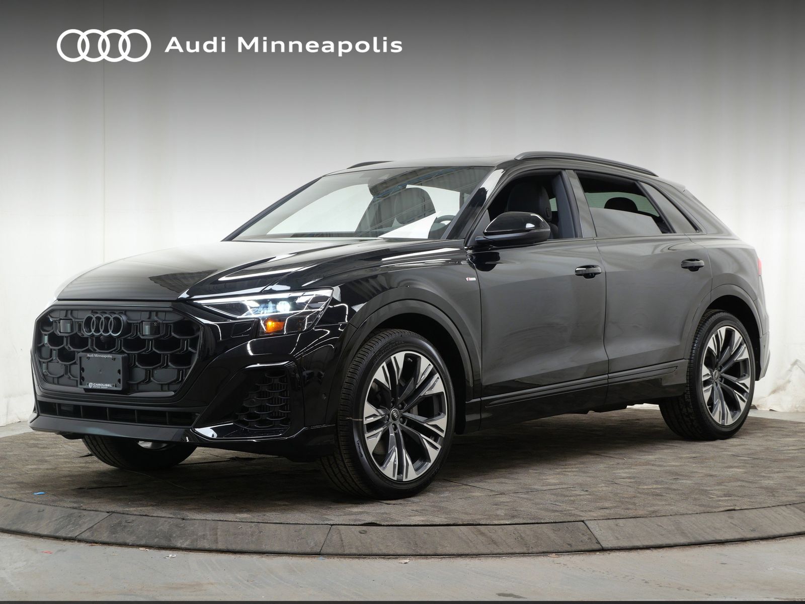 Thumbnail: 2026 Audi Q8 - 1