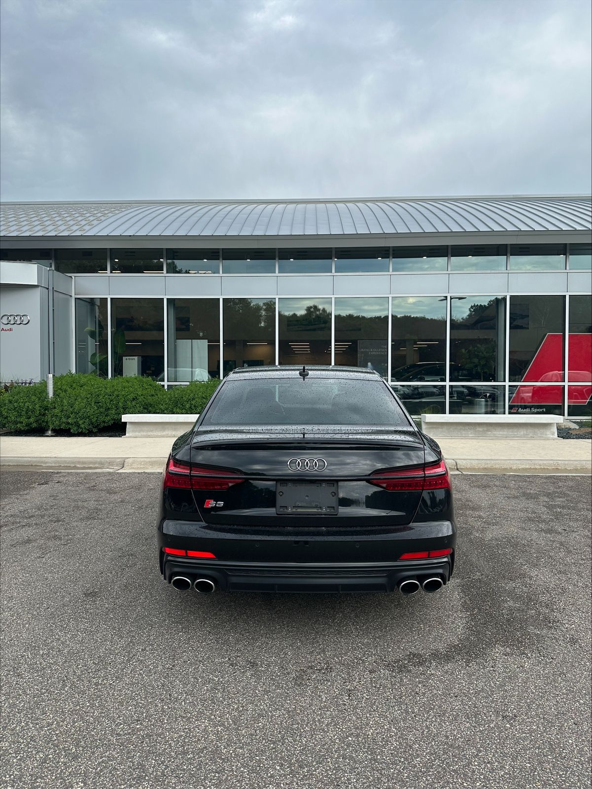 Thumbnail: 2022 Audi S6 - 7