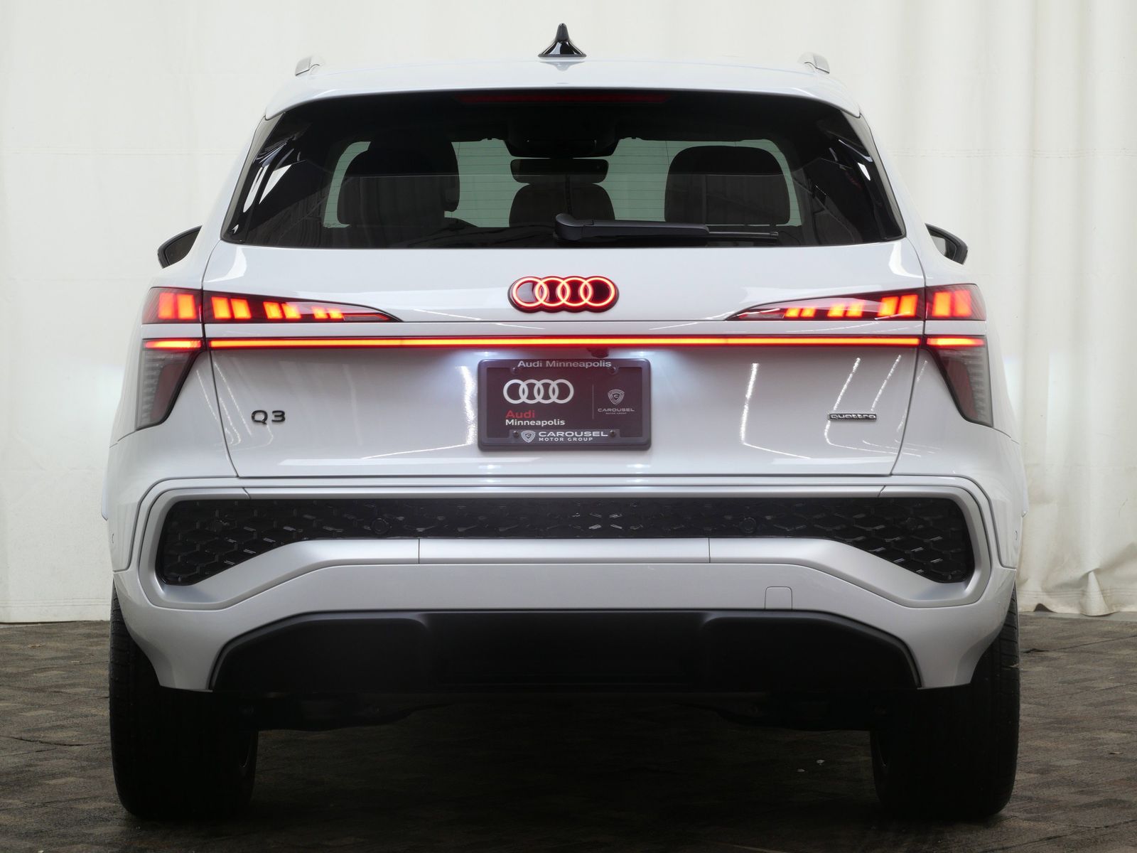 Thumbnail: 2026 Audi Q3 - 5