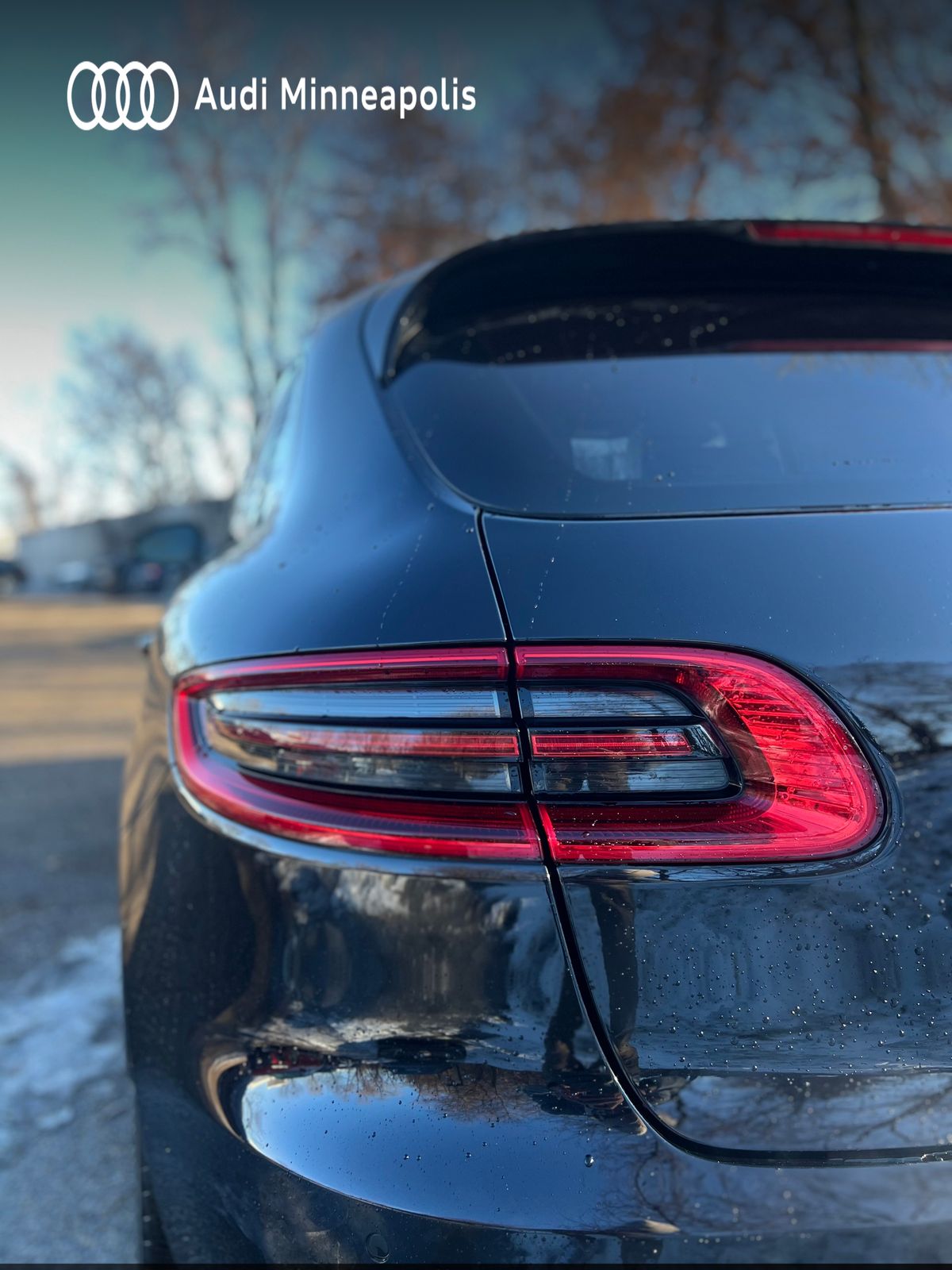 Thumbnail: 2016 Porsche Macan - 10