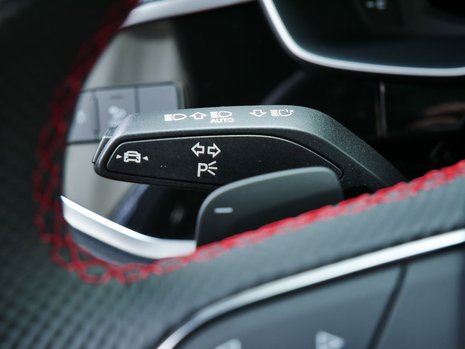 Thumbnail: 2025 Audi Q3 - 20