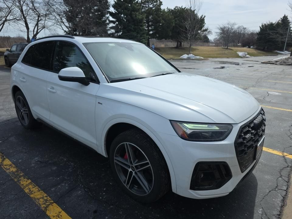 Thumbnail: 2025 Audi Q5 - 4