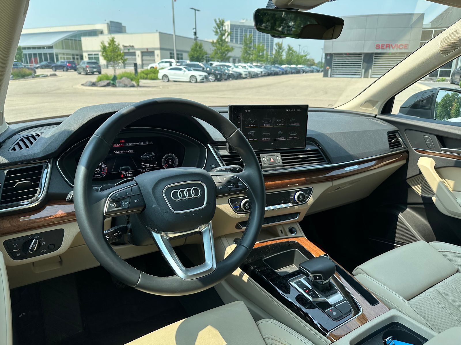 Thumbnail: 2023 Audi Q5 - 2